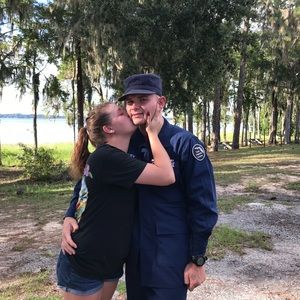 Meet your Posher, Brittany